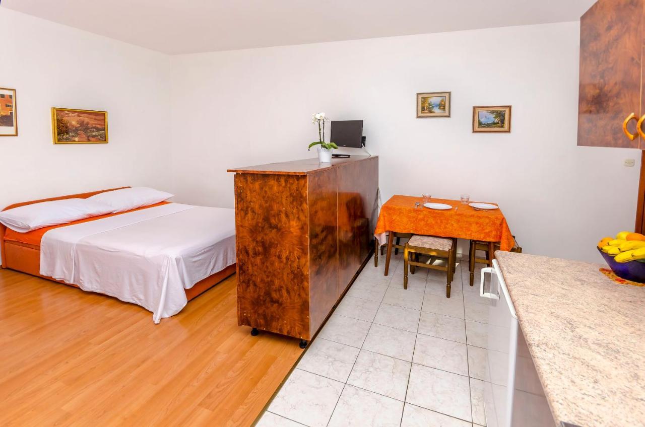 Apartments Tomislav Trogir Extérieur photo