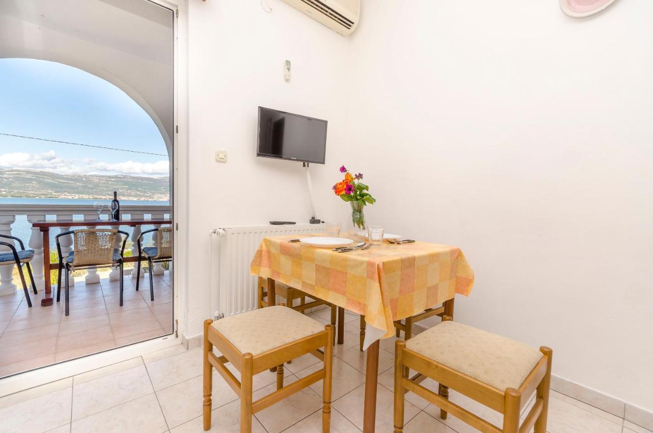 Apartments Tomislav Trogir Extérieur photo